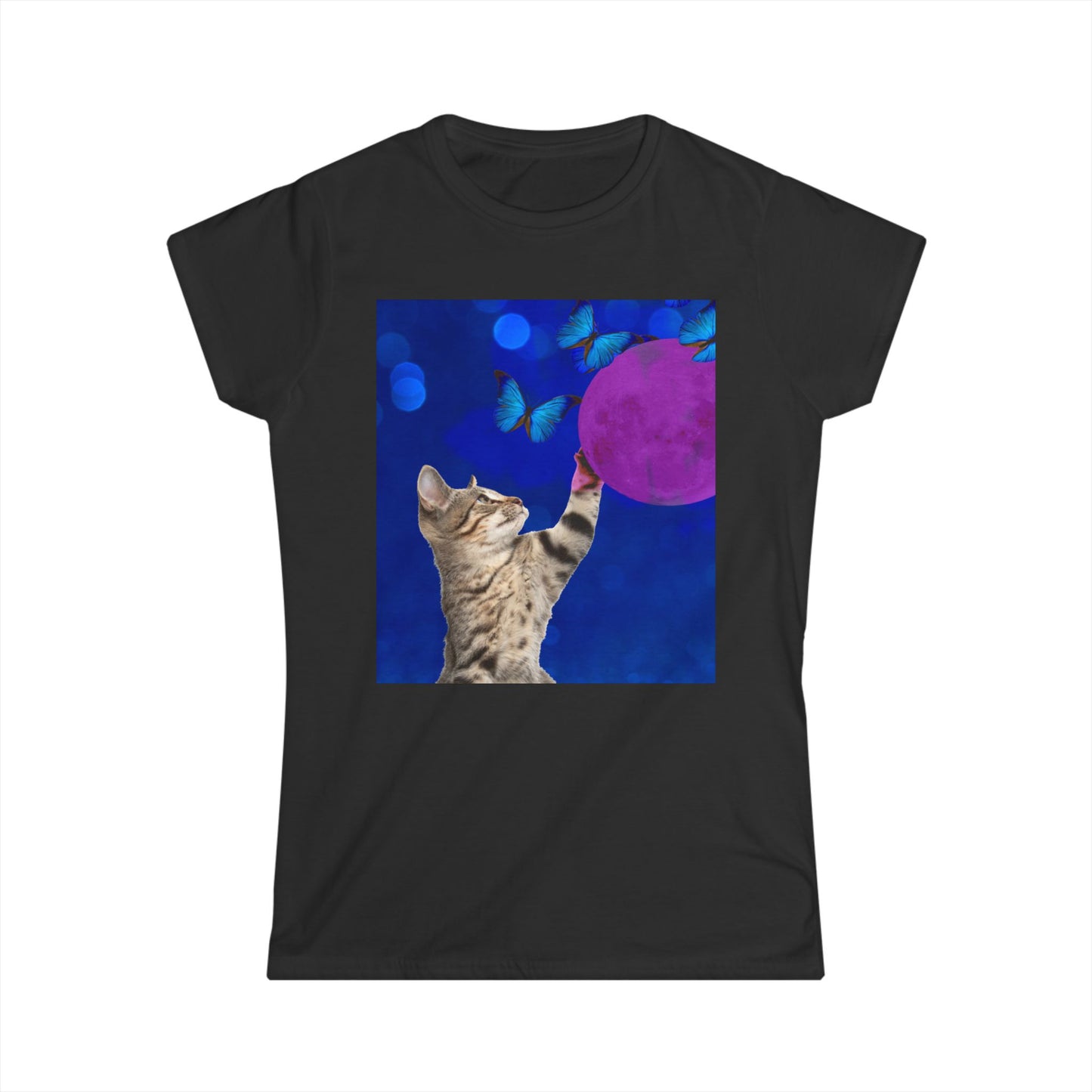 Playful tabby reaches for pink moon Women's Softstyle Tee