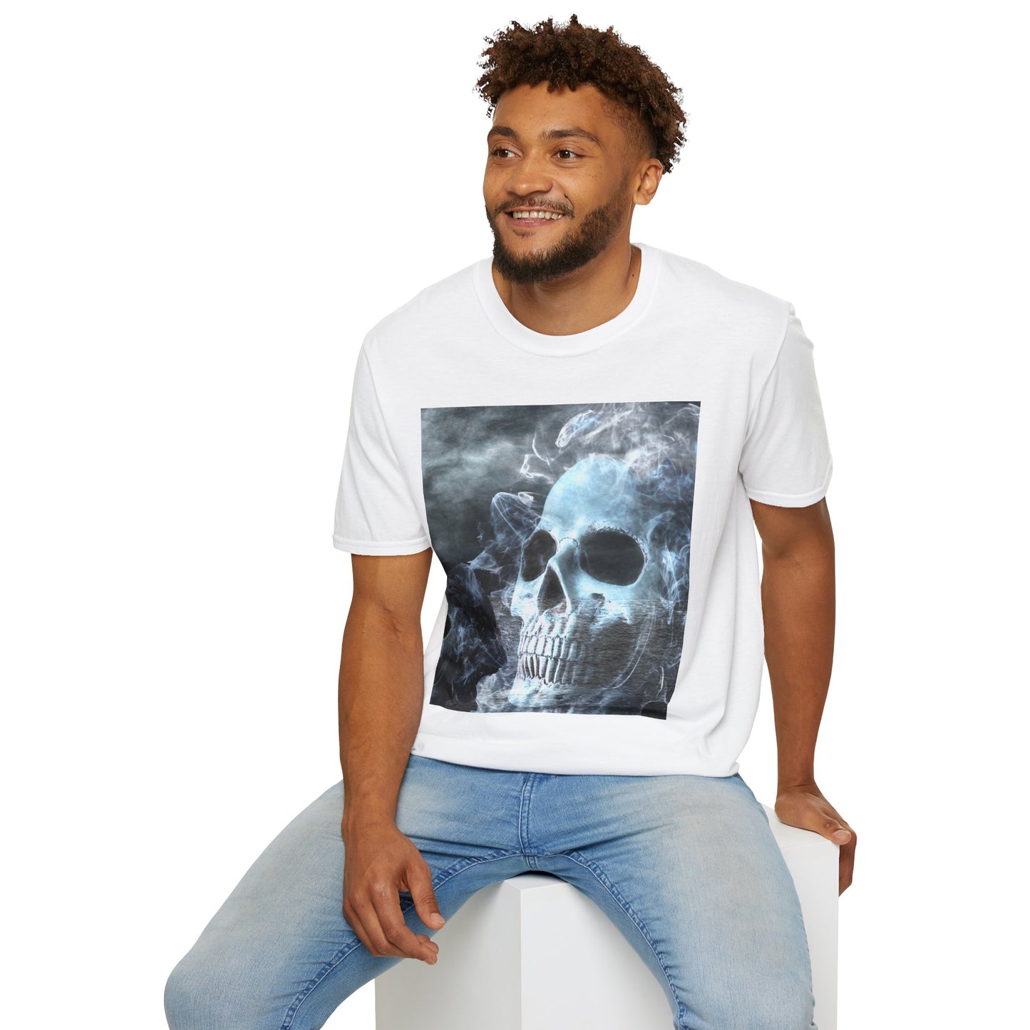 Eerie Skull Graphic T-Shirt for Dark Aesthetic Lovers, Unisex Casual Wear, Halloween Tee, Alternative Fashion
