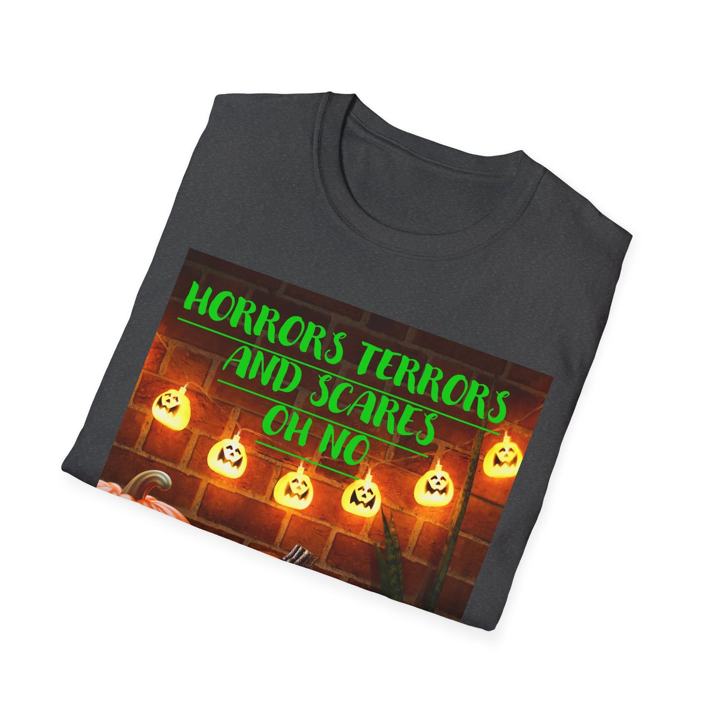 Halloween T-Shirt with Scary Pumpkins and string lights - Horror, Terrors and Scares Oh No