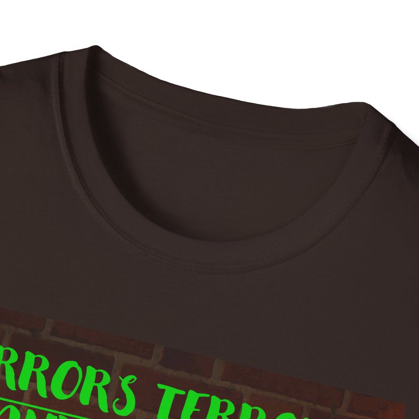 Halloween T-Shirt with Scary Pumpkins and string lights - Horror, Terrors and Scares Oh No