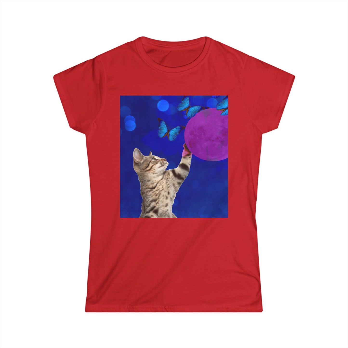 Playful tabby reaches for pink moon Women's Softstyle Tee