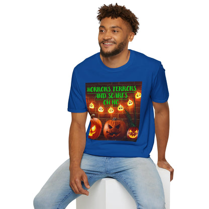 Halloween T-Shirt with Scary Pumpkins and string lights - Horror, Terrors and Scares Oh No