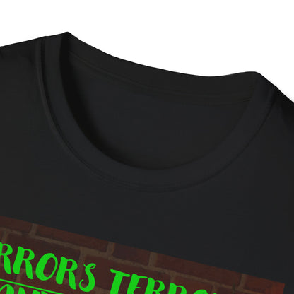 Halloween T-Shirt with Scary Pumpkins and string lights - Horror, Terrors and Scares Oh No