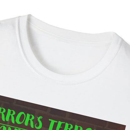 Halloween T-Shirt with Scary Pumpkins and string lights - Horror, Terrors and Scares Oh No