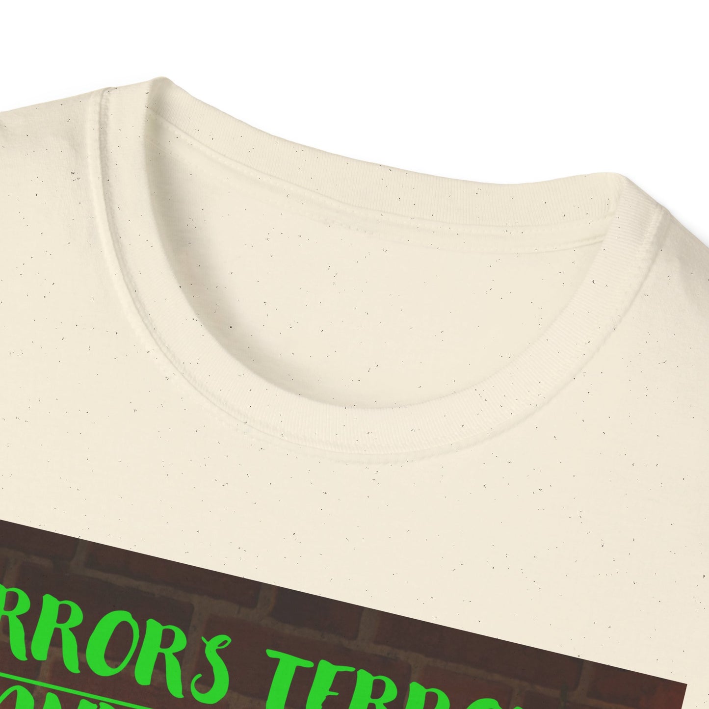Halloween T-Shirt with Scary Pumpkins and string lights - Horror, Terrors and Scares Oh No