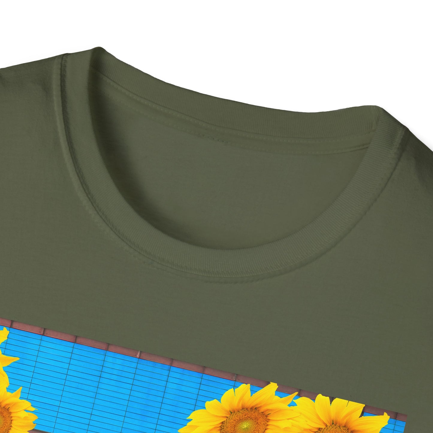 Daisy Blinds Unisex Softstyle T-Shirt