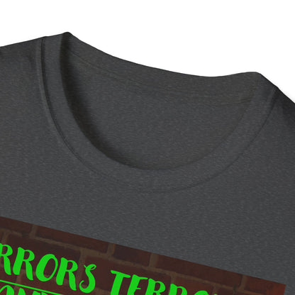 Halloween T-Shirt with Scary Pumpkins and string lights - Horror, Terrors and Scares Oh No
