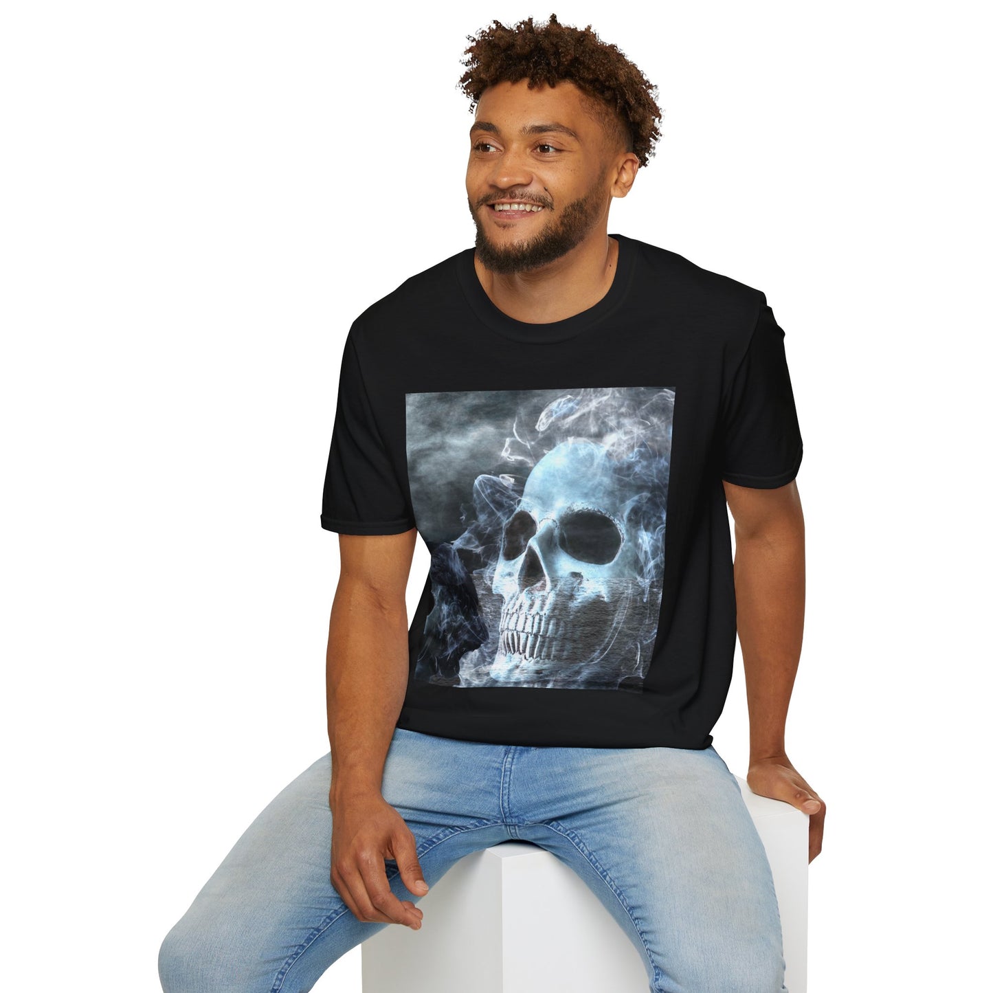 Eerie Skull Graphic T-Shirt for Dark Aesthetic Lovers, Unisex Casual Wear, Halloween Tee, Alternative Fashion